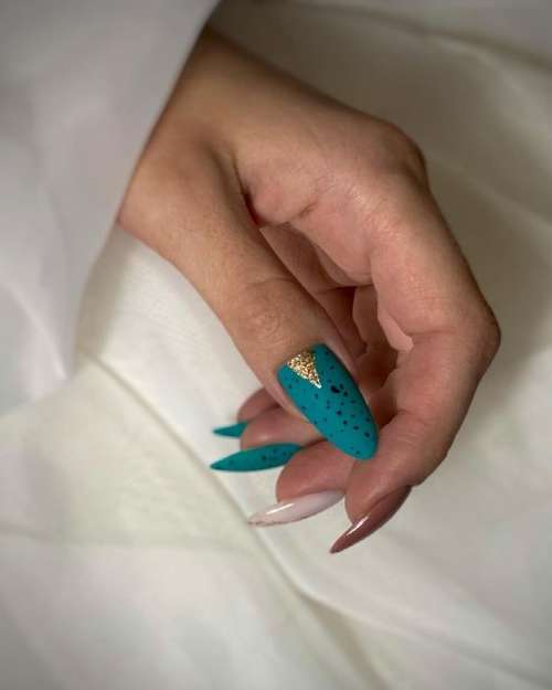 Turquoise manicure 2021-2022: a photo of new ideas, an overview of trends