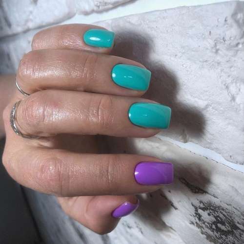Manucure bicolore turquoise