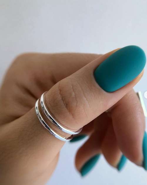 Matte turquoise