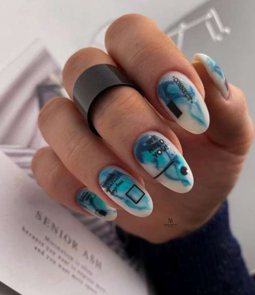 Manicure in turquoise colors