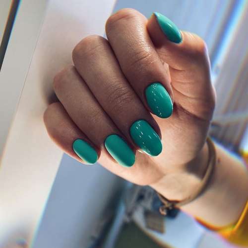 Turquoise manicure 2021-2022: a photo of new ideas, an overview of trends