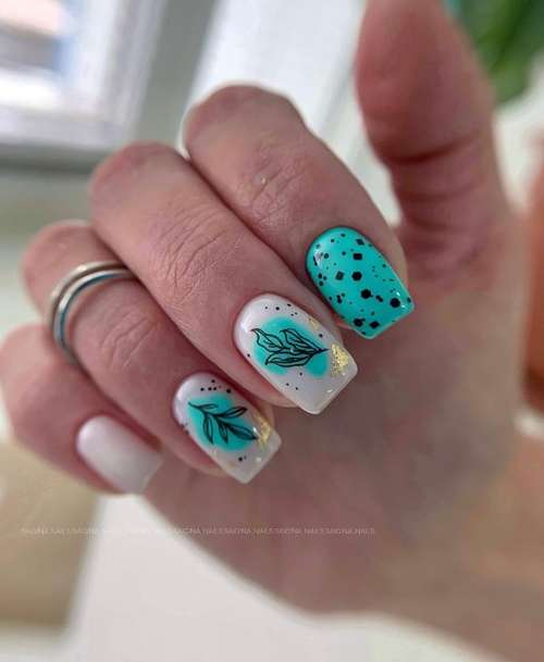 Ongles turquoise avec motifs