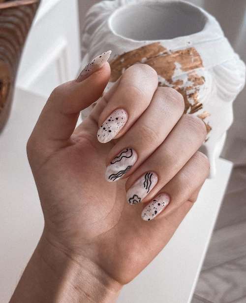 Quail egg manicure 2021: photos of the newest ideas