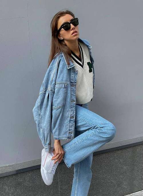 Fashionable jeans fall-winter 2021-2022: trends, photos