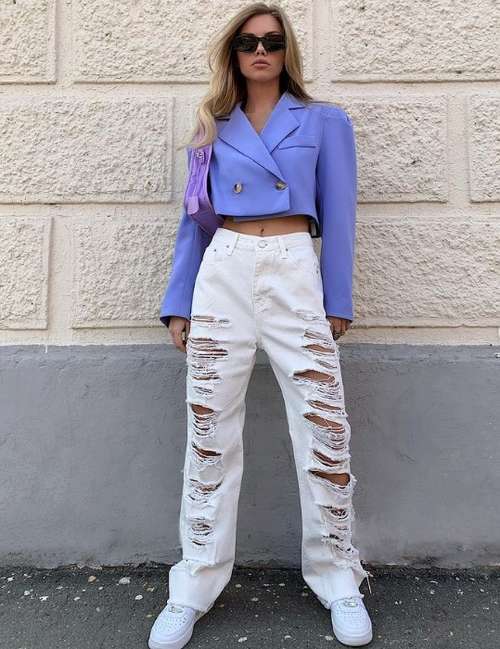 Fashionable jeans fall-winter 2021-2022: trends, photos