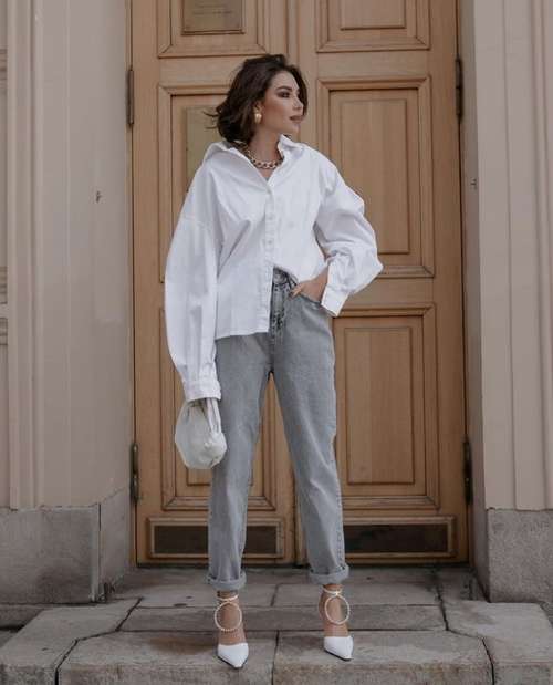 Fashionable jeans fall-winter 2021-2022: trends, photos