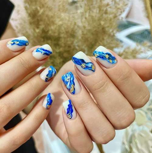 Marine manicure 2021: new nail designs at sea, photos