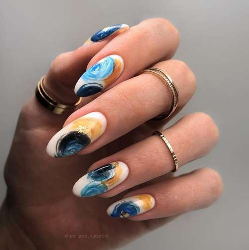 Marine manicure 2021: new nail designs at sea, photos