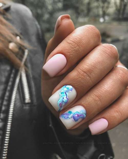 Marine manicure 2021: new nail designs at sea, photos