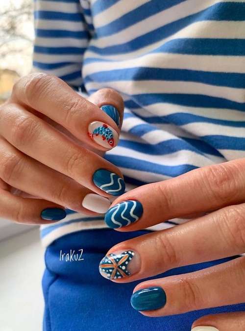 Marine manicure photo