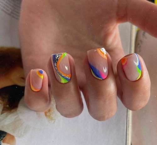 Marine manicure 2021: new nail designs at sea, photos