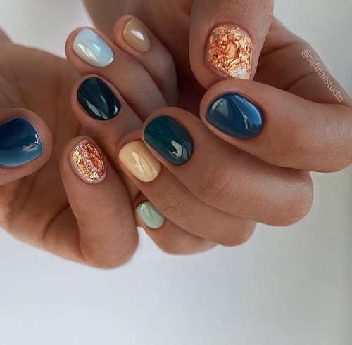 Marine manicure 2021: new nail designs at sea, photos