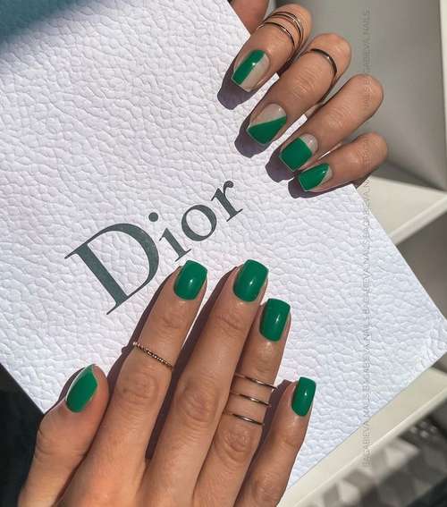 Bright nail design 2021: trendy new manicure