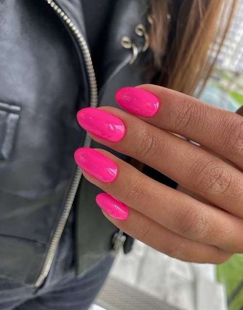 Bright nail design