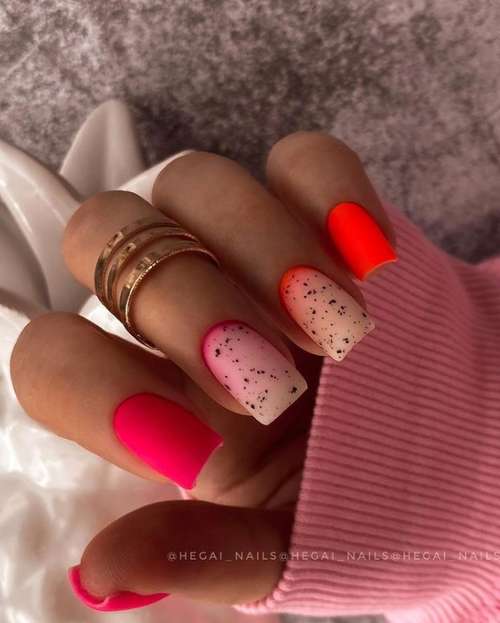 Design d'ongles lumineux 2021: nouvelle manucure tendance