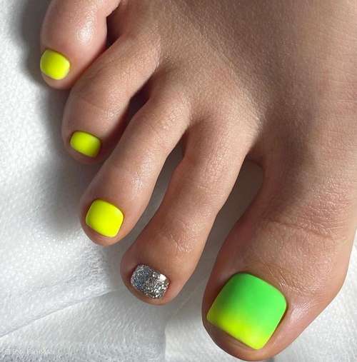 Yellow-green pedicure