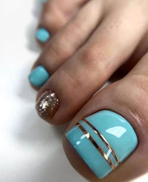 Green pedicure 2021-2022: photo, trendy design