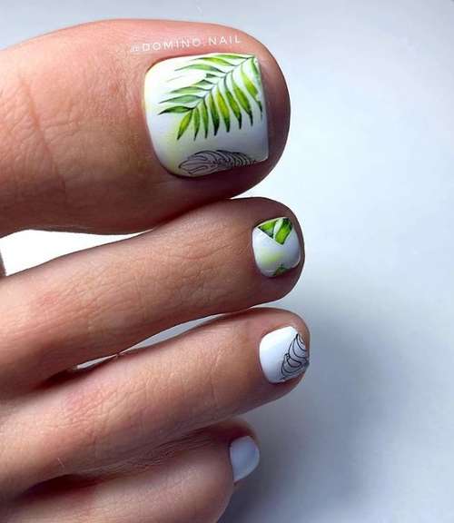 Green pedicure 2021-2022: photo, trendy design