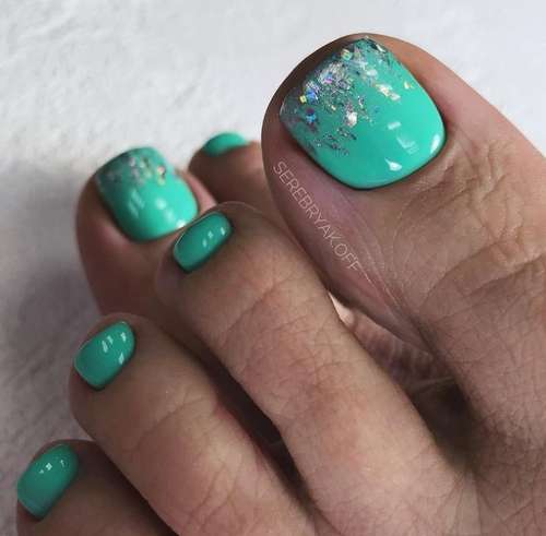 Turquoise pedicure