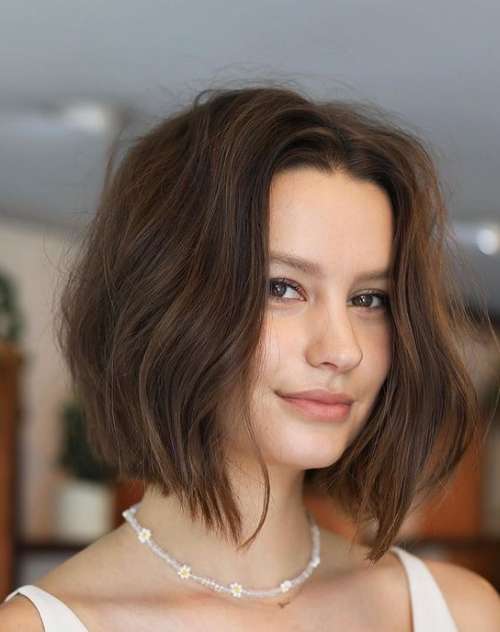 Coupes de cheveux courtes tendance 2021-2022 : photos, tendances