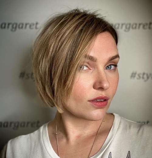 Trendy short haircuts 2021-2022: photos, trends