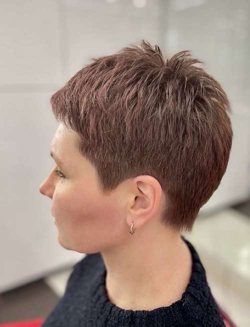 Trendy short haircuts 2021-2022: photos, trends