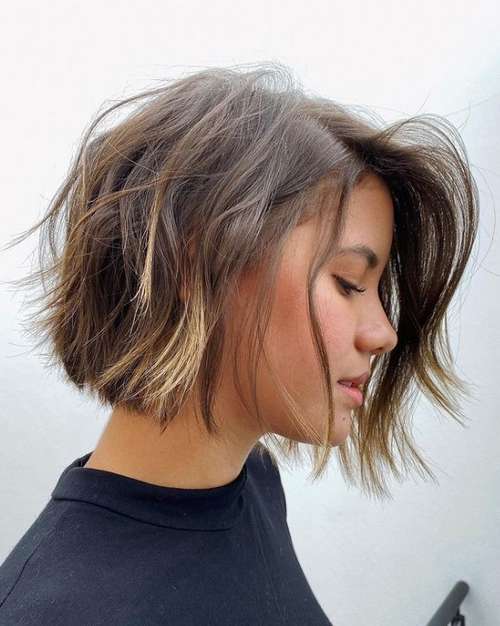 Coupes de cheveux courtes tendance 2021-2022 : photos, tendances