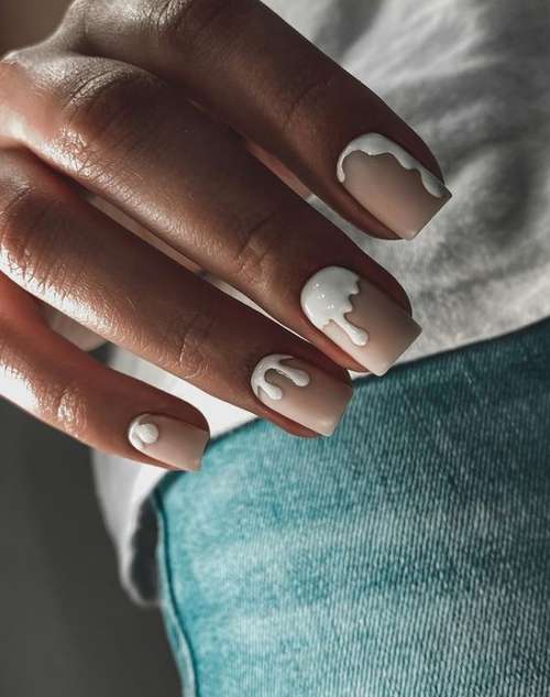 Lunar manicure 2021-2022: photos, new nail designs