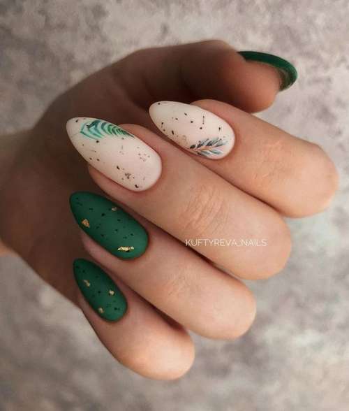 Manicure with leaves: design 2021-2022, new items in the photo