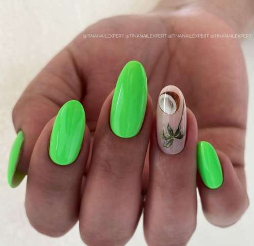 Green manicure with leaves