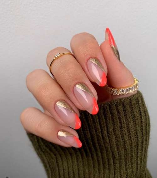 Manicure with gold 2021-2022: trendy design novelties