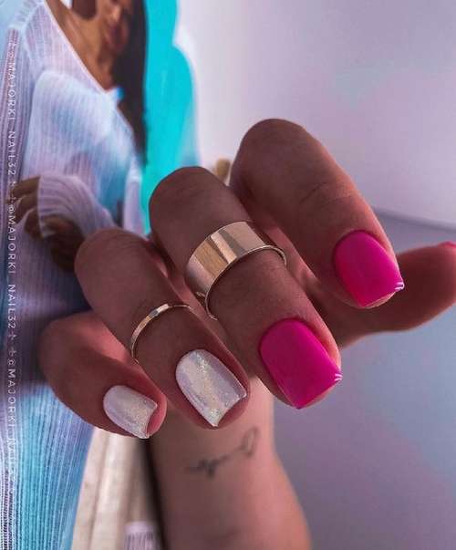 Manicure with gold 2021-2022: trendy design novelties