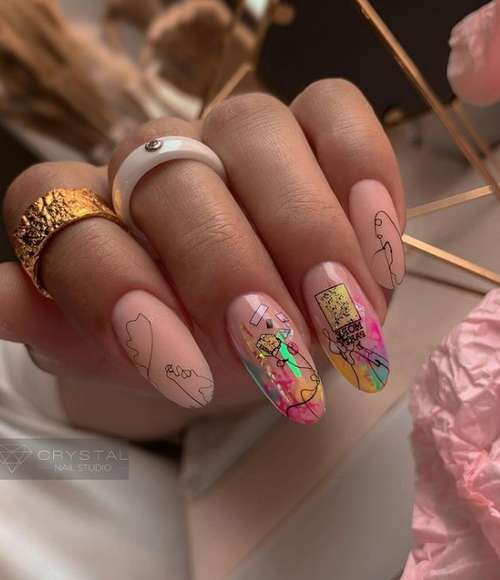 Manicure with gold 2021-2022: trendy design novelties