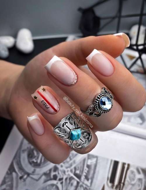 Manicure with gold 2021-2022: trendy design novelties