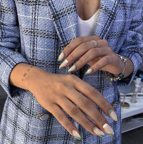 Dark green manicure 2021-2022: ideas, design, photos