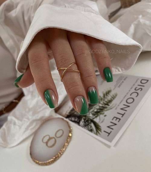 Dark green manicure 2021-2022: ideas, design, photos