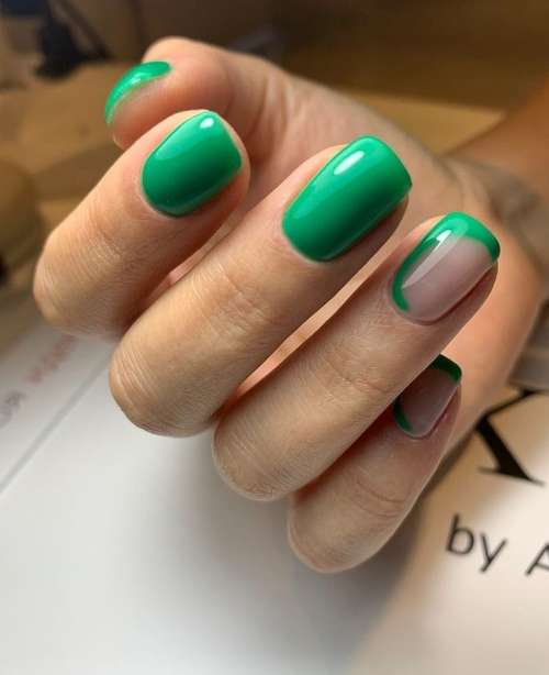 Dark green manicure 2021-2022: ideas, design, photos