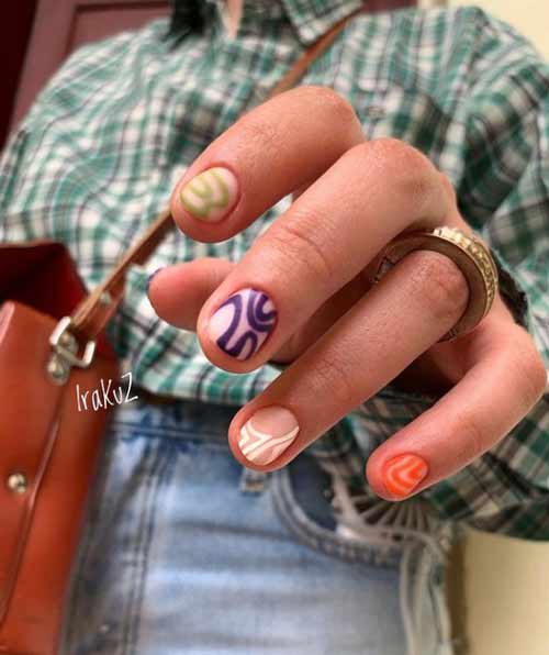 Fashion abstraction on nails