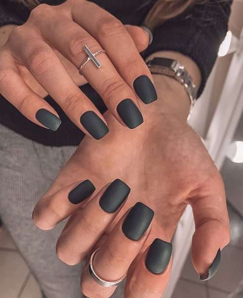 Manicure trends fall-winter 2021-2022: trends in the photo