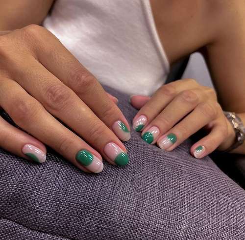 Manicure trends fall-winter 2021-2022: trends in the photo