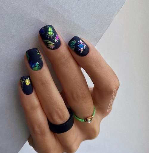 Black manicure trend