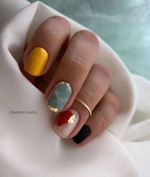 Black and gold manicure 2021-2022: new design photos