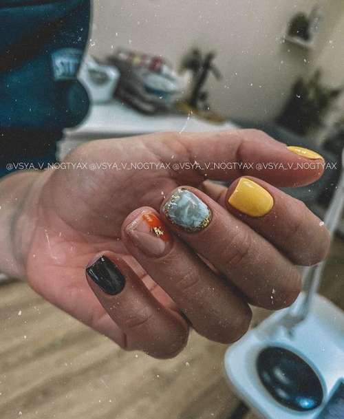 Black and gold manicure 2021-2022: new design photos