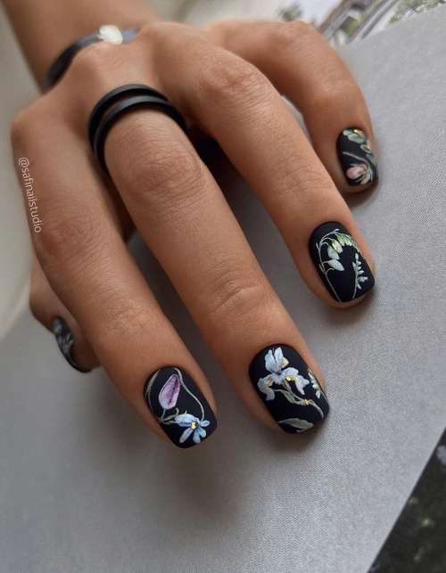 Black and gold manicure 2021-2022: new design photos