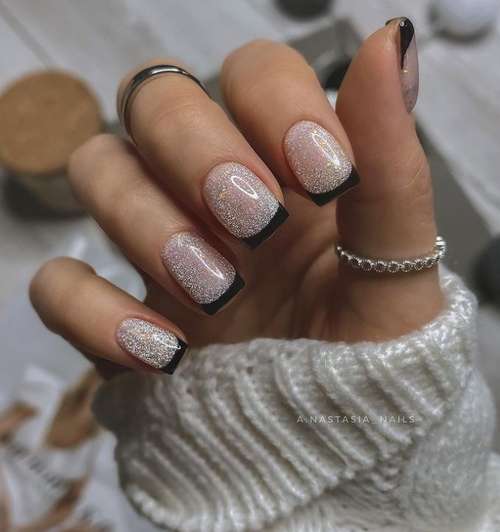 Manicure for short square nails: fashion news 2021-2022