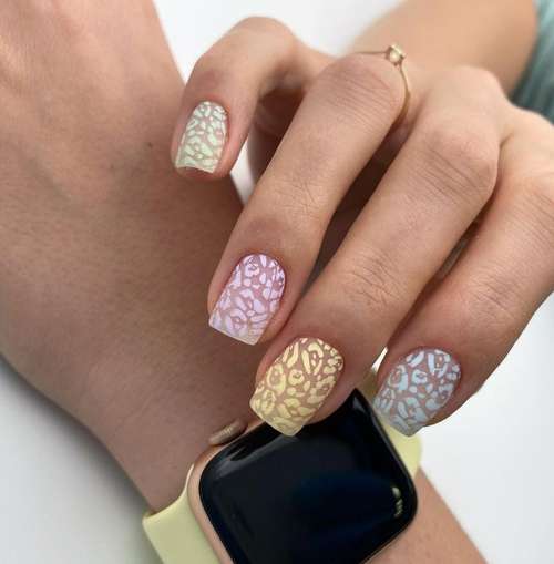 Manicure for short square nails: fashion news 2021-2022