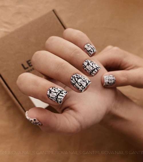 Manicure for short square nails: fashion news 2021-2022