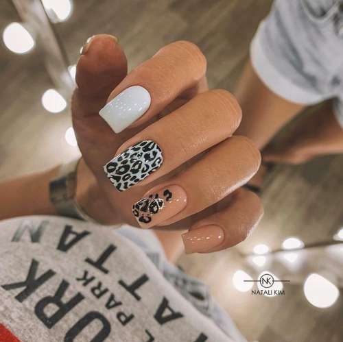 Minimalism with an animal print