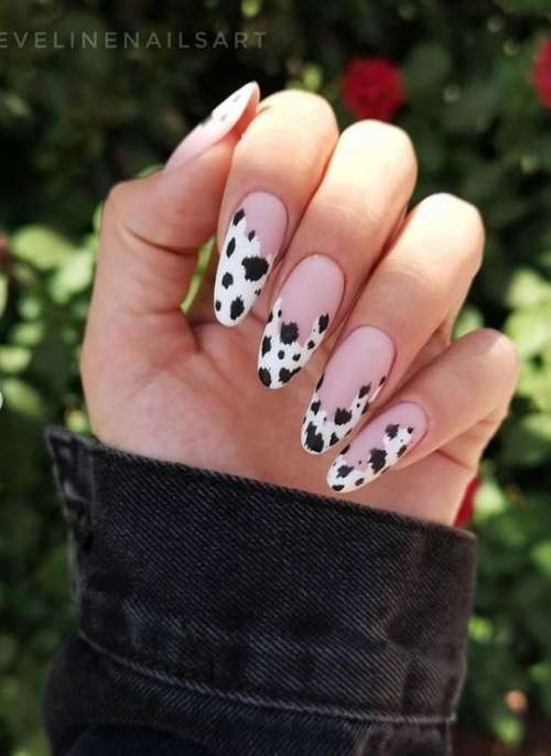 Ultra-fashionable manicure with animal print: new items 2021, photos