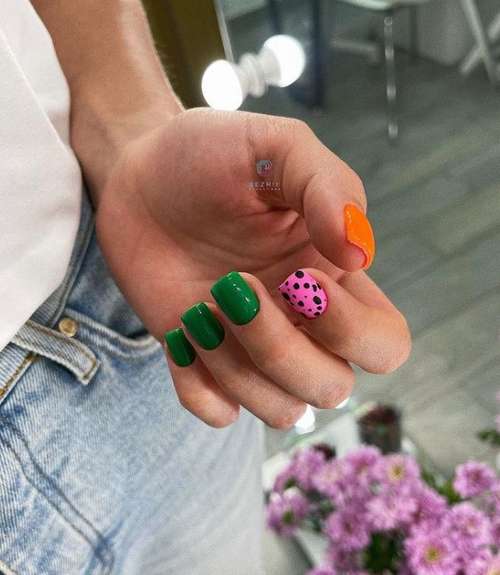 Ultra-fashionable manicure with animal print: new items 2021, photos